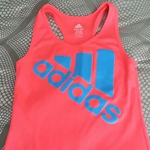 Adidas tank M